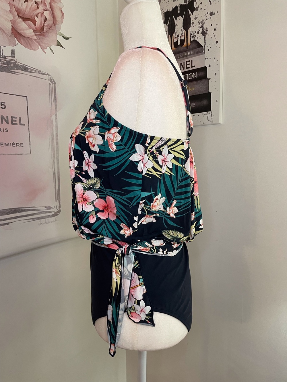 Lunabelle Swimsuit Blouson Top & Side Tie Navy Blue with Tropical Flowers Size L - Picture 2 of 14